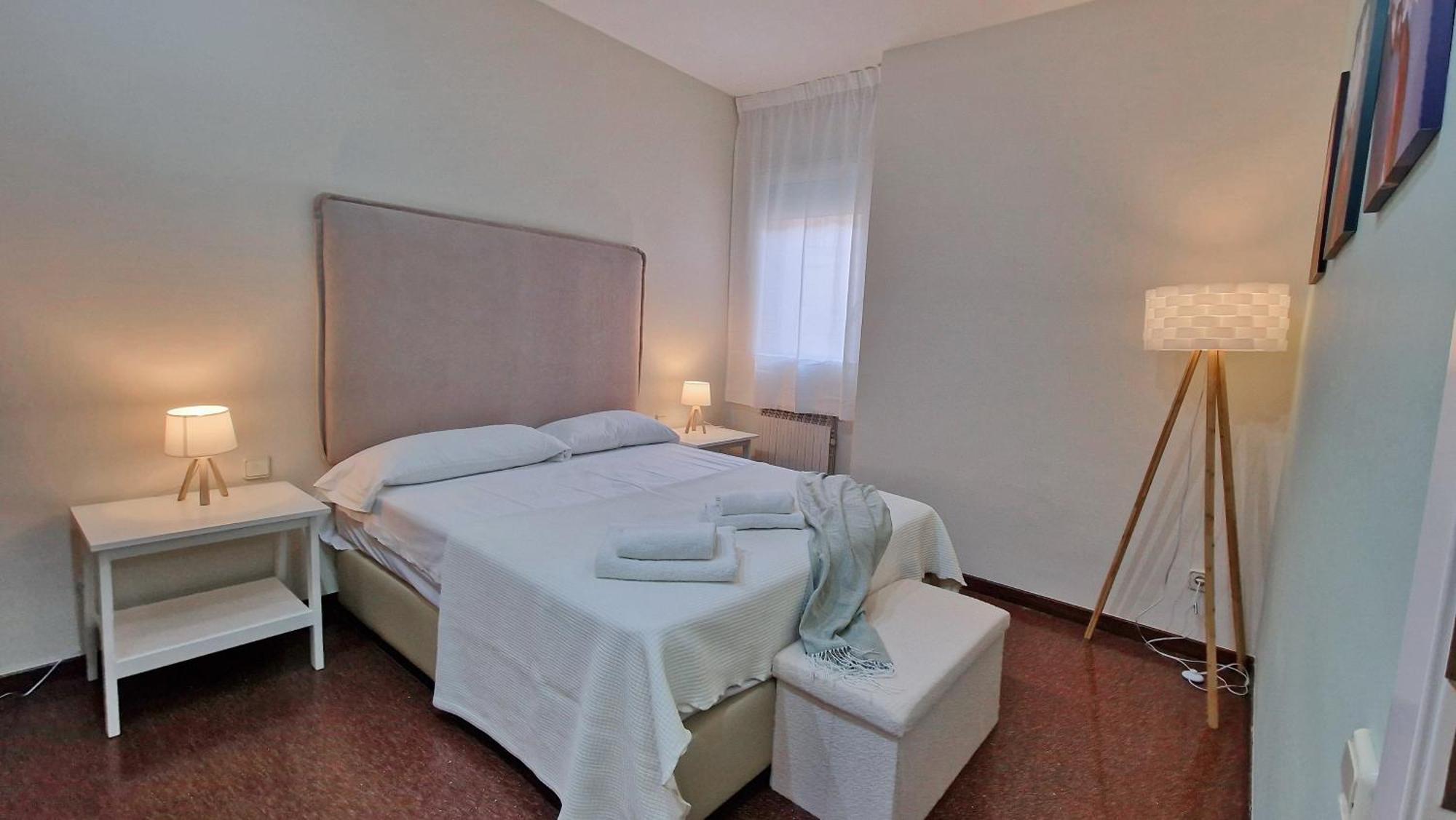 Modern Apartment Close To The Camp Nou Stadium Barcelona Exterior foto